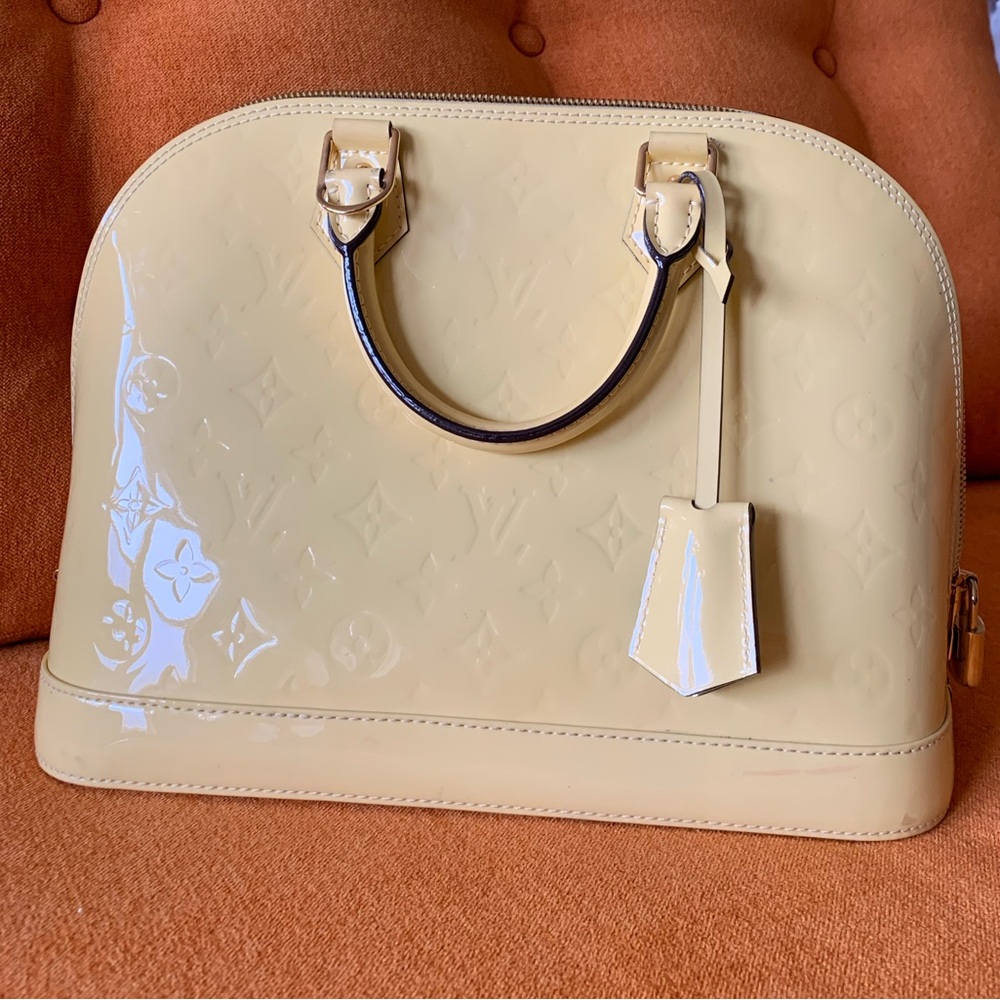 Louis Vuitton PM Pale Yellow Vernis Alma Patent Leather Top Handle Bag Purse